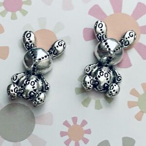 6x$15. Cute Bunny stud Earrings